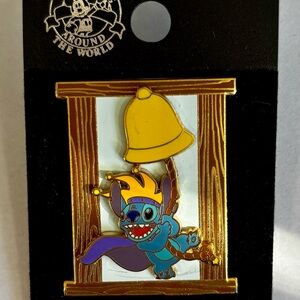 Disney 2005 Pin Stitch Invades Hunchback of Notre Dame Quasimodo RARE
